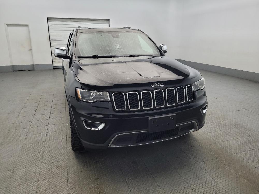 used 2018 Jeep Grand Cherokee car, priced at $17,495