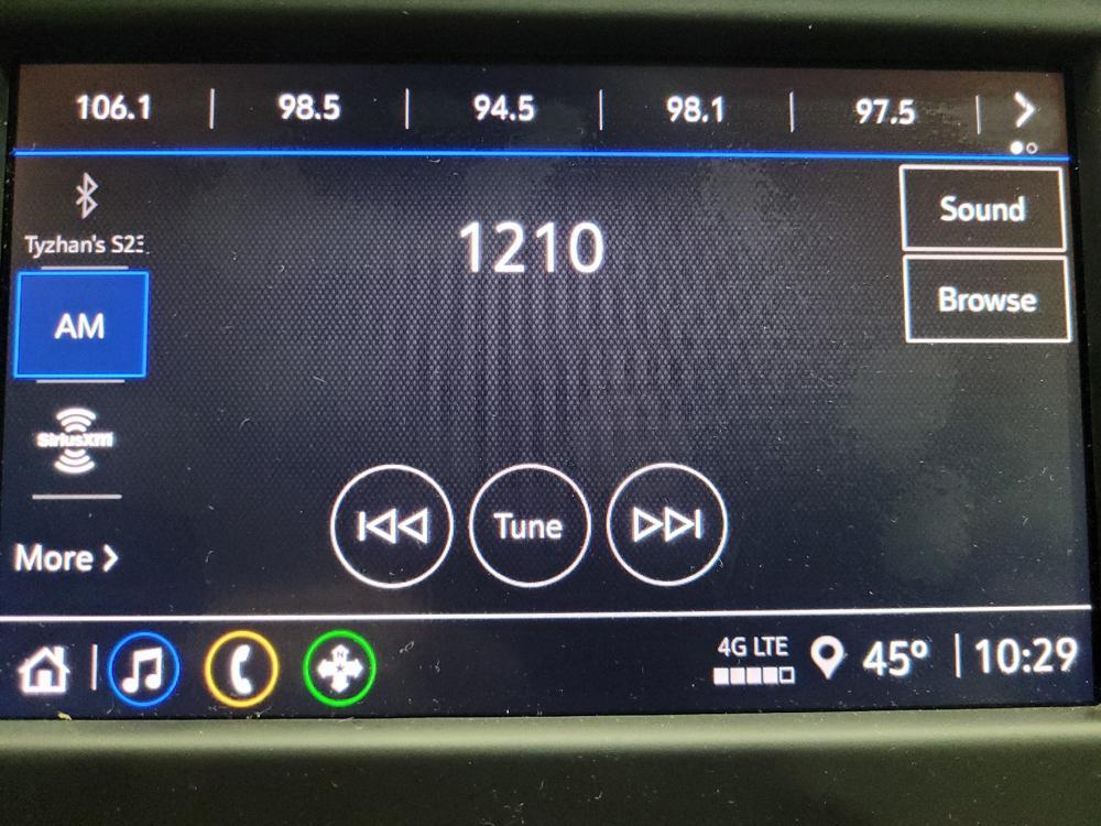used 2022 Chevrolet Equinox car, priced at $19,095