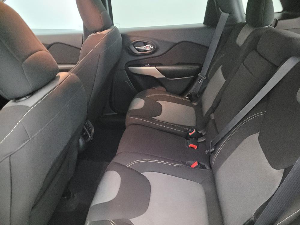 used 2018 Jeep Cherokee car, priced at $16,295