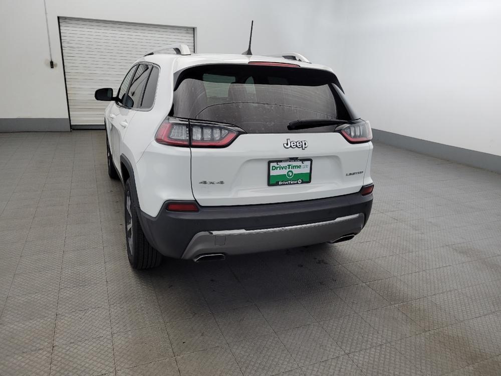 used 2019 Jeep Cherokee car, priced at $17,395