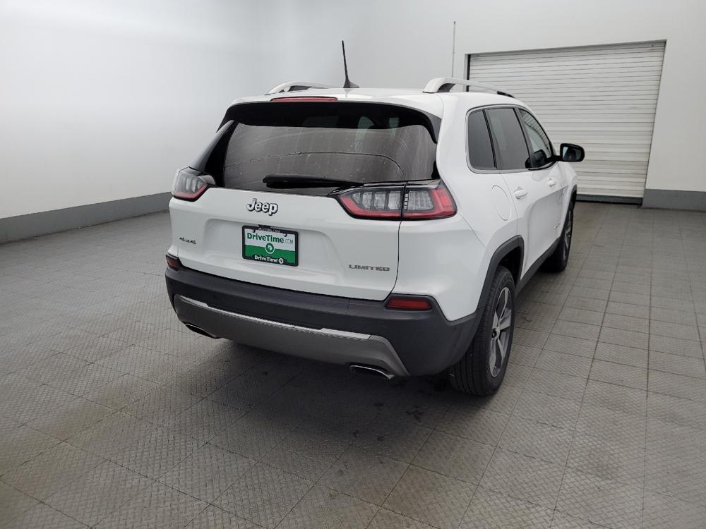 used 2019 Jeep Cherokee car, priced at $17,395