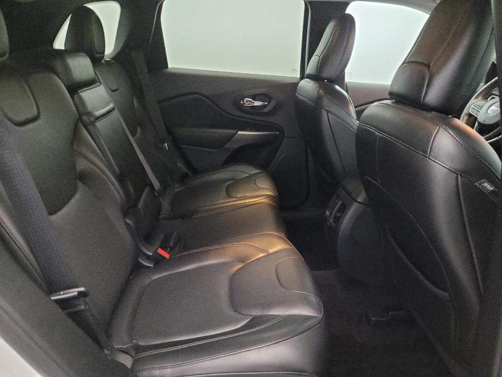 used 2019 Jeep Cherokee car, priced at $17,395