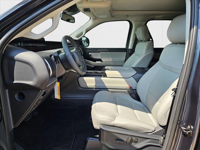 new 2025 Ford Expedition car, priced at $65,225