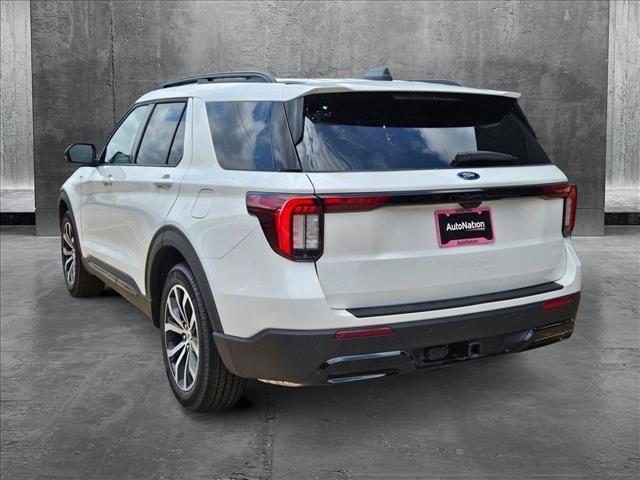 new 2025 Ford Explorer car, priced at $41,029