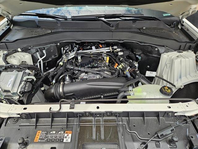 new 2025 Ford Explorer car, priced at $39,985