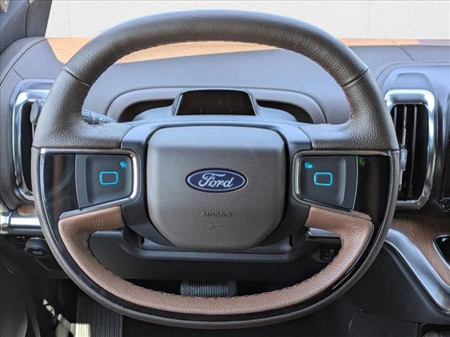 new 2025 Ford Expedition car, priced at $81,170