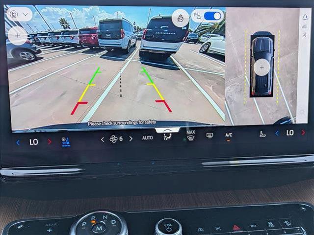 new 2025 Ford Expedition car, priced at $81,170