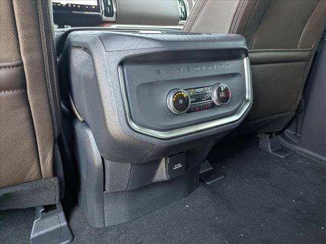 new 2025 Ford Expedition car, priced at $81,170