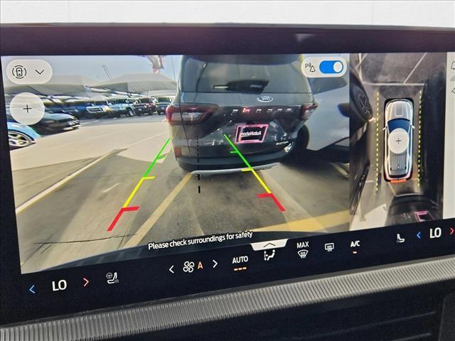 new 2025 Ford Explorer car, priced at $41,975