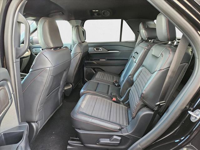new 2025 Ford Explorer car, priced at $41,975