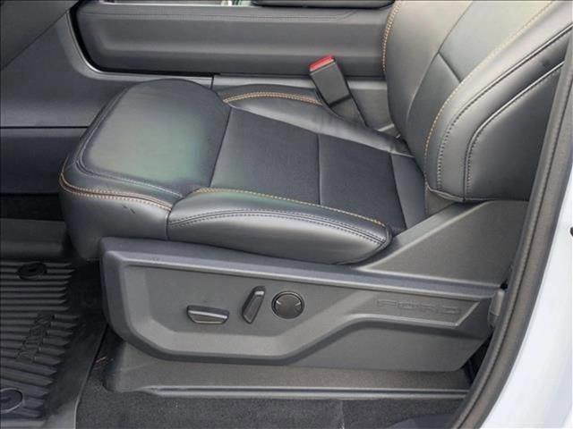 new 2025 Ford Expedition car, priced at $79,020