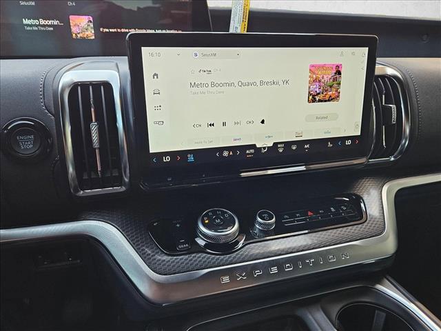 new 2025 Ford Expedition car, priced at $76,755