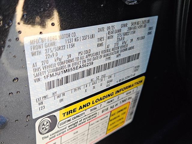 new 2025 Ford Expedition car, priced at $76,755