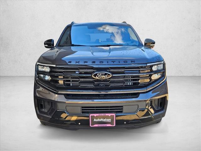 new 2025 Ford Expedition car, priced at $76,755