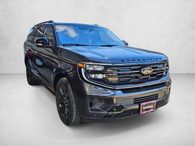 new 2025 Ford Expedition car, priced at $76,755