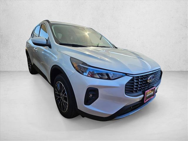 new 2026 Ford Escape PHEV car, priced at $33,890