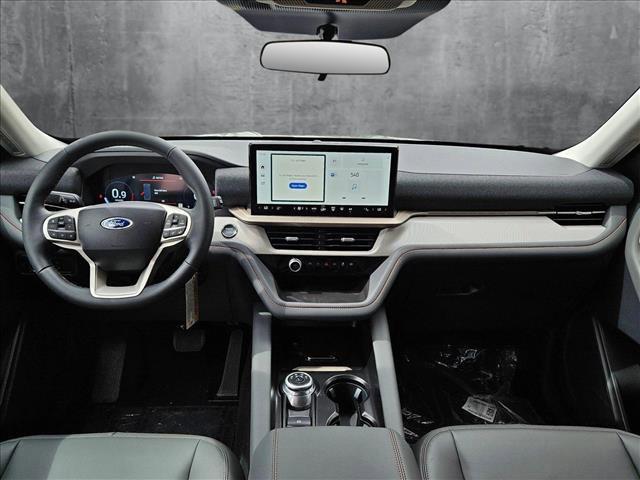 new 2025 Ford Explorer car, priced at $39,685