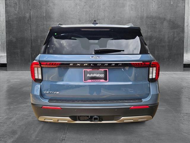 new 2025 Ford Explorer car, priced at $39,685