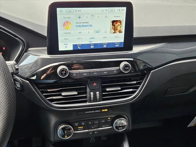 new 2025 Ford Escape car, priced at $25,200