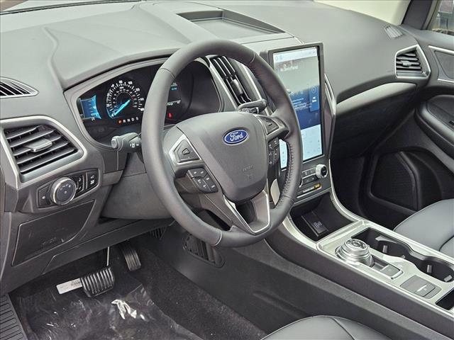 new 2024 Ford Edge car, priced at $32,633