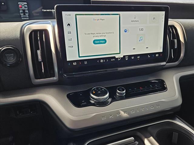 new 2025 Ford Expedition car, priced at $65,345