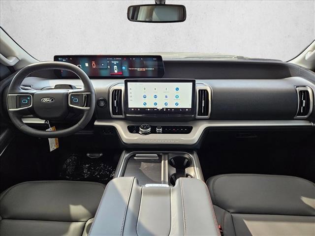 new 2025 Ford Expedition car, priced at $65,345