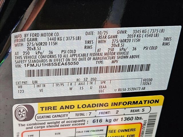 new 2025 Ford Expedition car, priced at $65,345