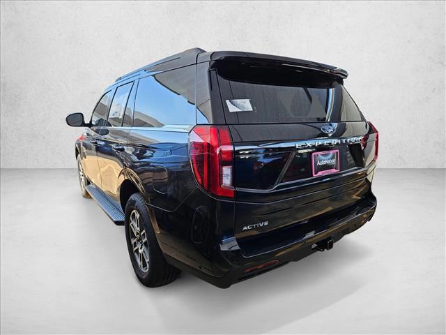 new 2025 Ford Expedition car, priced at $65,345