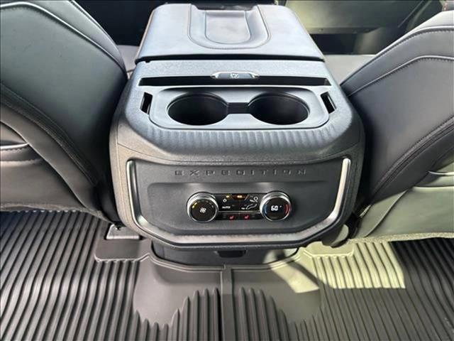 new 2025 Ford Expedition car, priced at $78,545