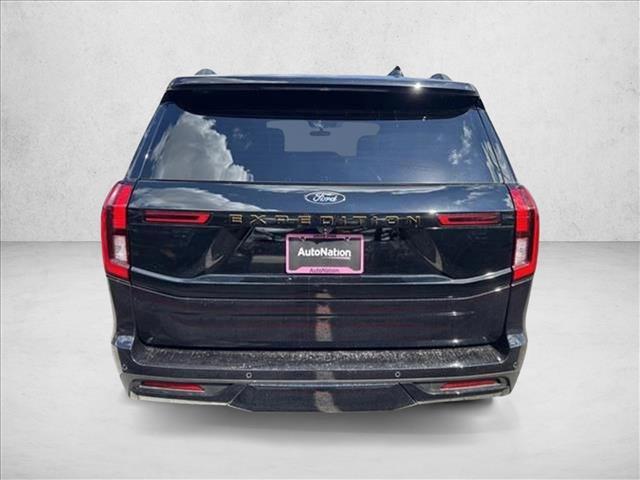 new 2025 Ford Expedition car, priced at $78,545