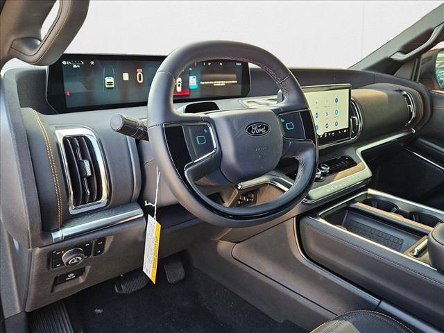 new 2025 Ford Expedition car, priced at $79,285