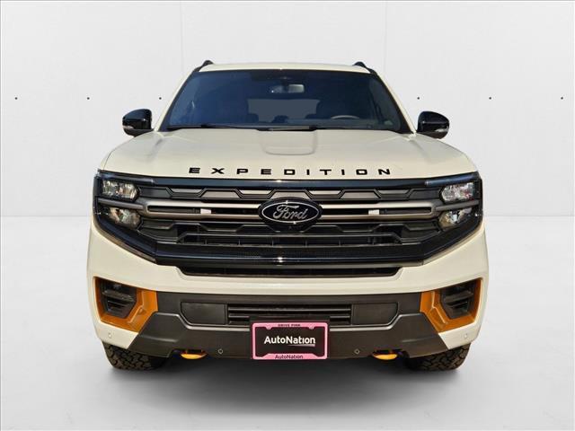 new 2025 Ford Expedition car, priced at $79,285