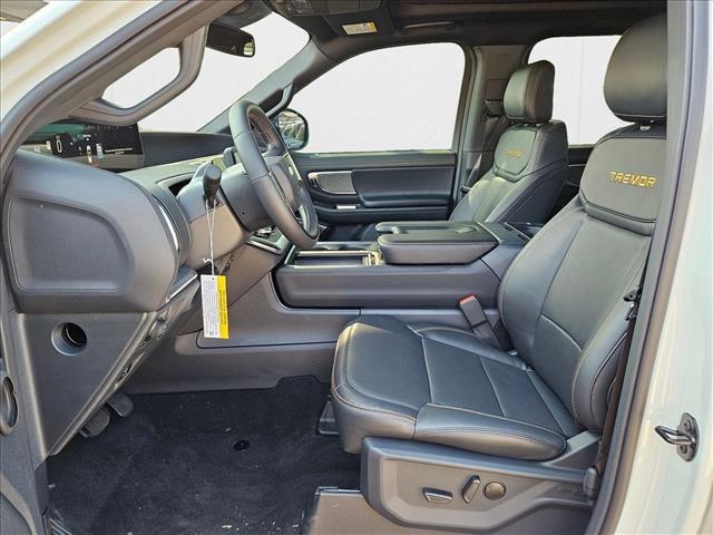 new 2025 Ford Expedition car, priced at $79,285