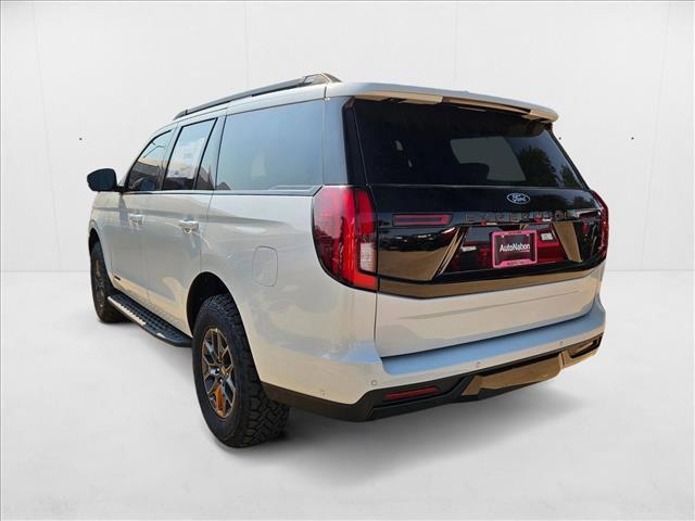 new 2025 Ford Expedition car, priced at $79,285