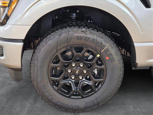 new 2025 Ford F-150 car, priced at $52,637