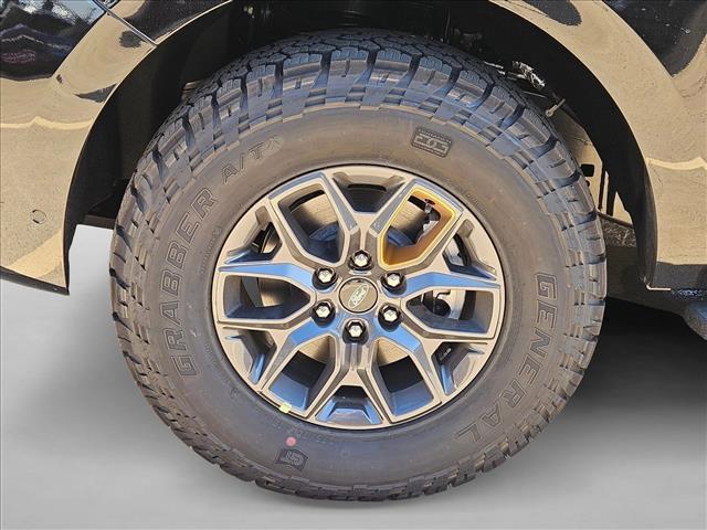 new 2025 Ford Expedition car, priced at $79,185