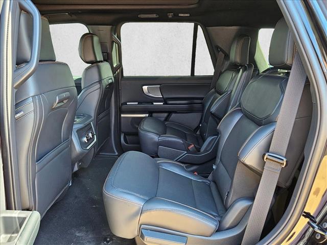 new 2025 Ford Expedition car, priced at $79,185