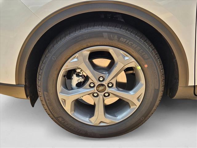 new 2025 Ford Escape car, priced at $27,685
