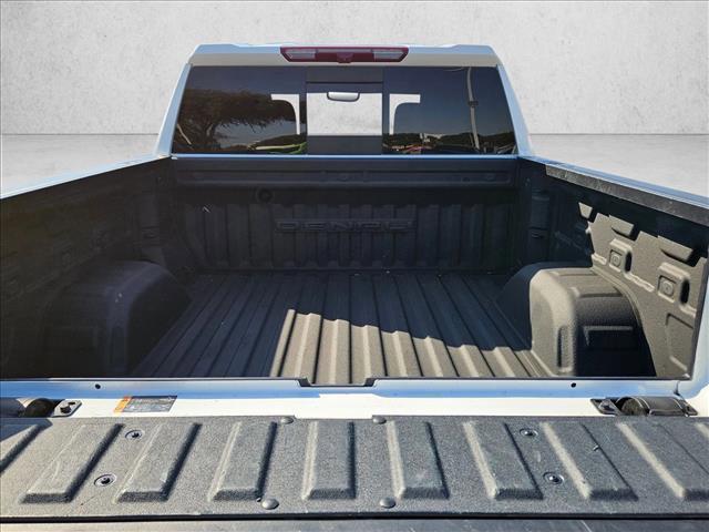 used 2023 GMC Sierra 1500 car, priced at $44,985