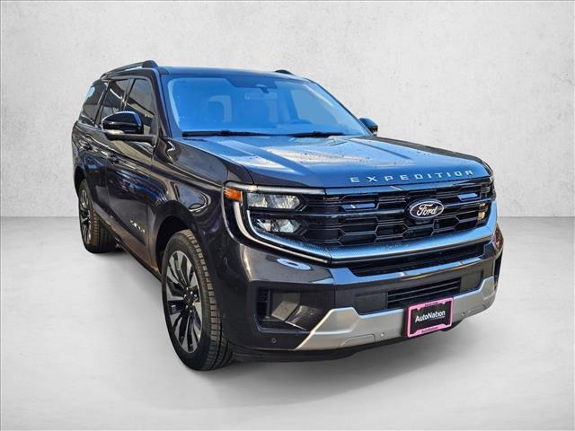 new 2025 Ford Expedition car, priced at $75,250