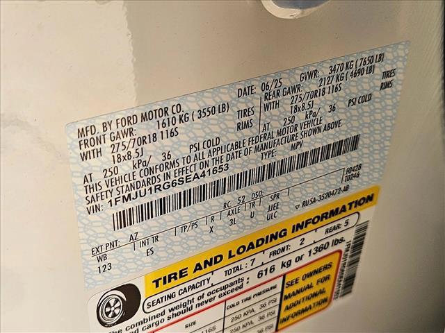 new 2025 Ford Expedition car, priced at $78,540