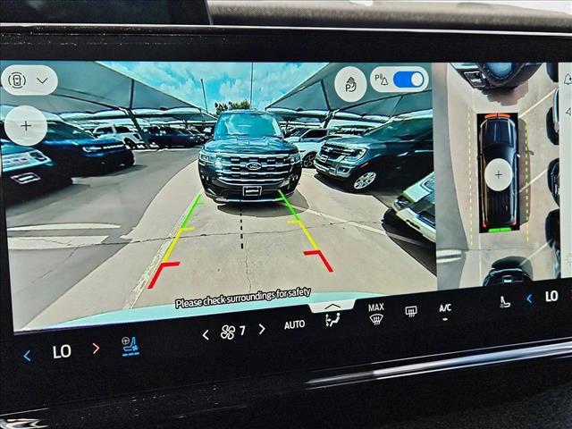 new 2025 Ford Expedition car, priced at $78,540