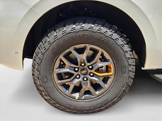 new 2025 Ford Expedition car, priced at $78,540