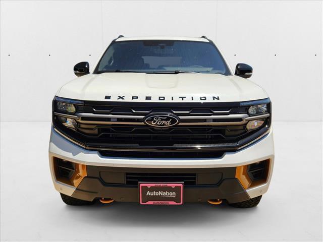 new 2025 Ford Expedition car, priced at $78,540