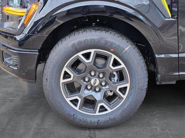 new 2025 Ford F-150 car, priced at $40,182