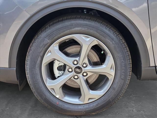 new 2025 Ford Escape car, priced at $29,068