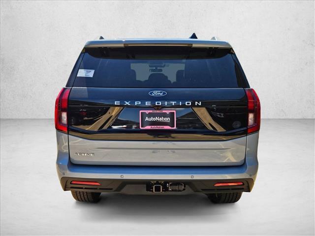 new 2025 Ford Expedition car, priced at $64,725