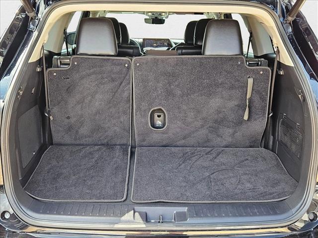 used 2021 Toyota Highlander car, priced at $40,495