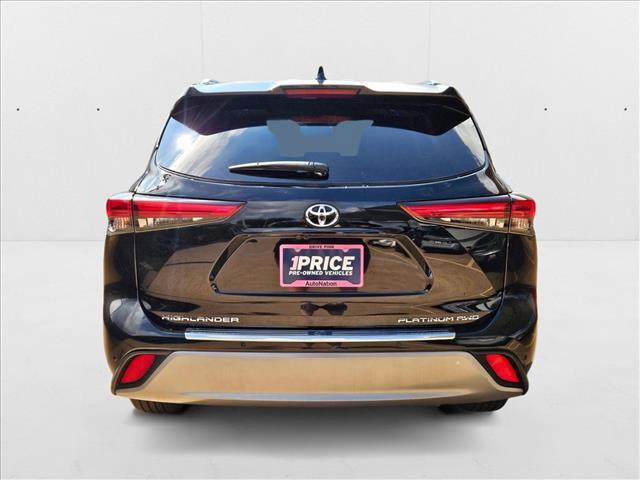 used 2021 Toyota Highlander car, priced at $40,495
