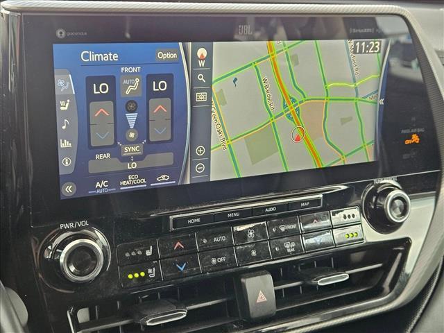 used 2021 Toyota Highlander car, priced at $40,495